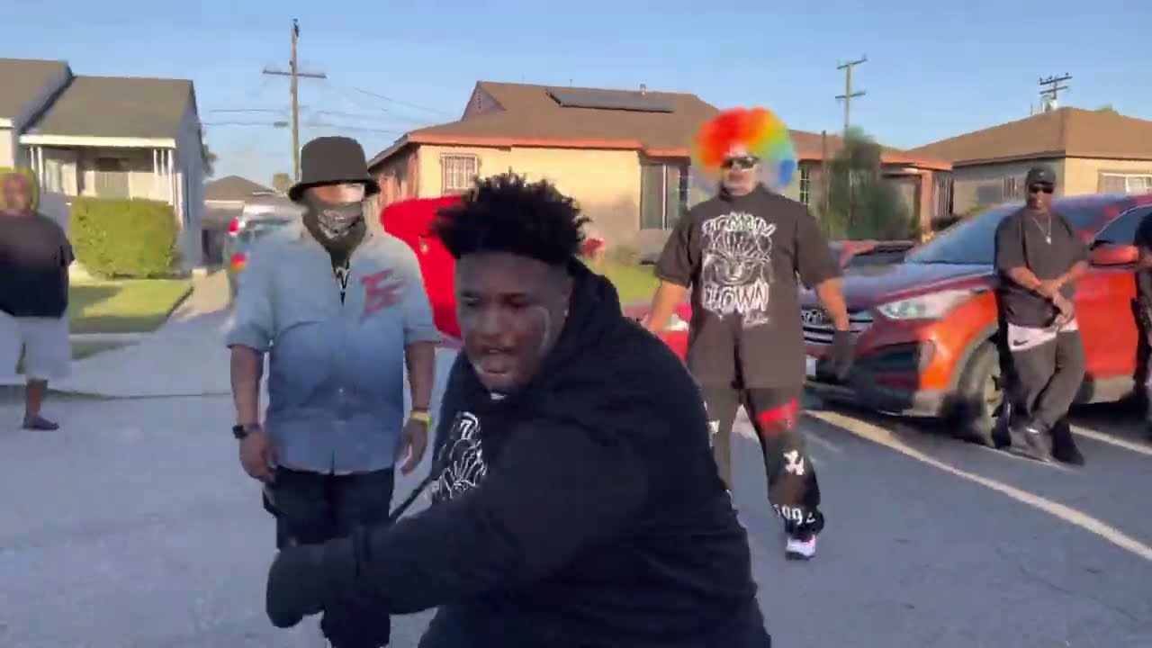 WHO CAN BEAT THESE CLOWN DANCERS  I @TOMMYTHECLOWN @TOMMYHOTGIRLZTV