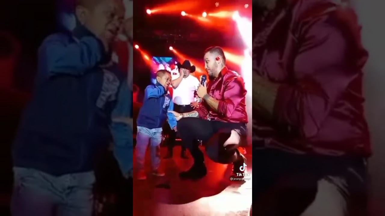 Jorgito guayaco borracho en el concierto de Jessi Uribe