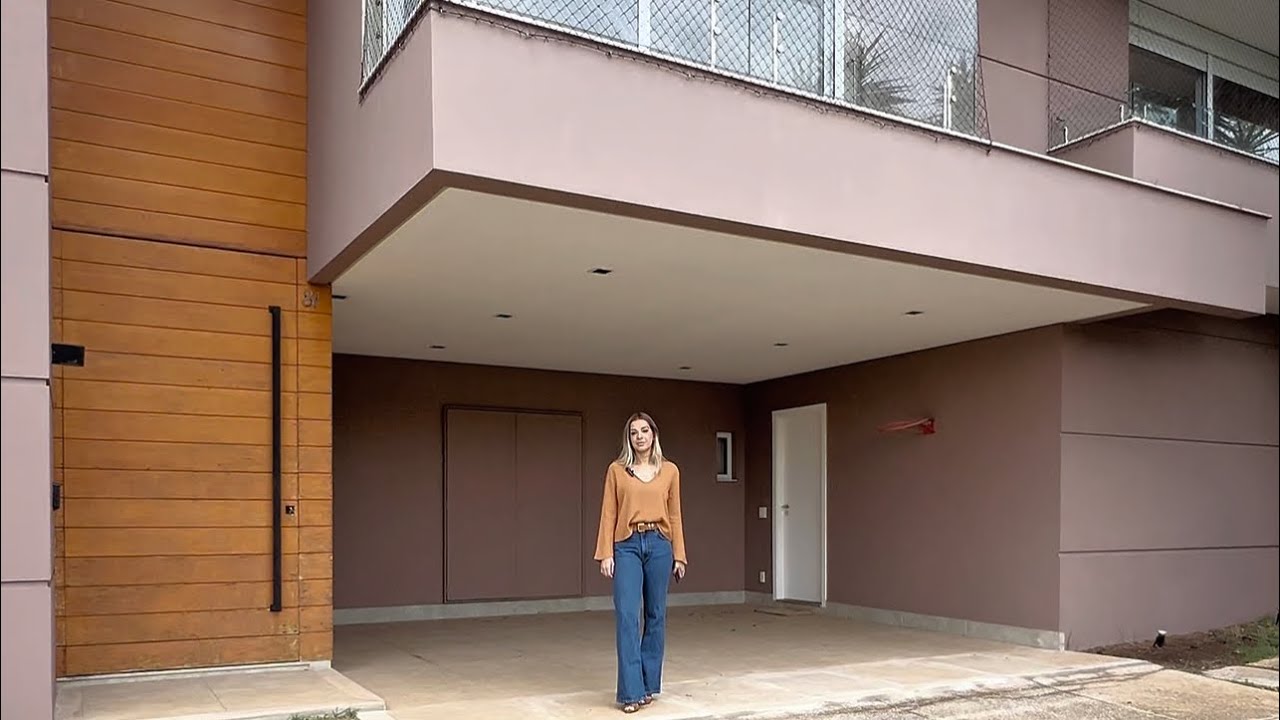 Casa sobrado com 4 suítes à venda no Alphaville. Condomínio fechado na cidade de Piracicaba SP