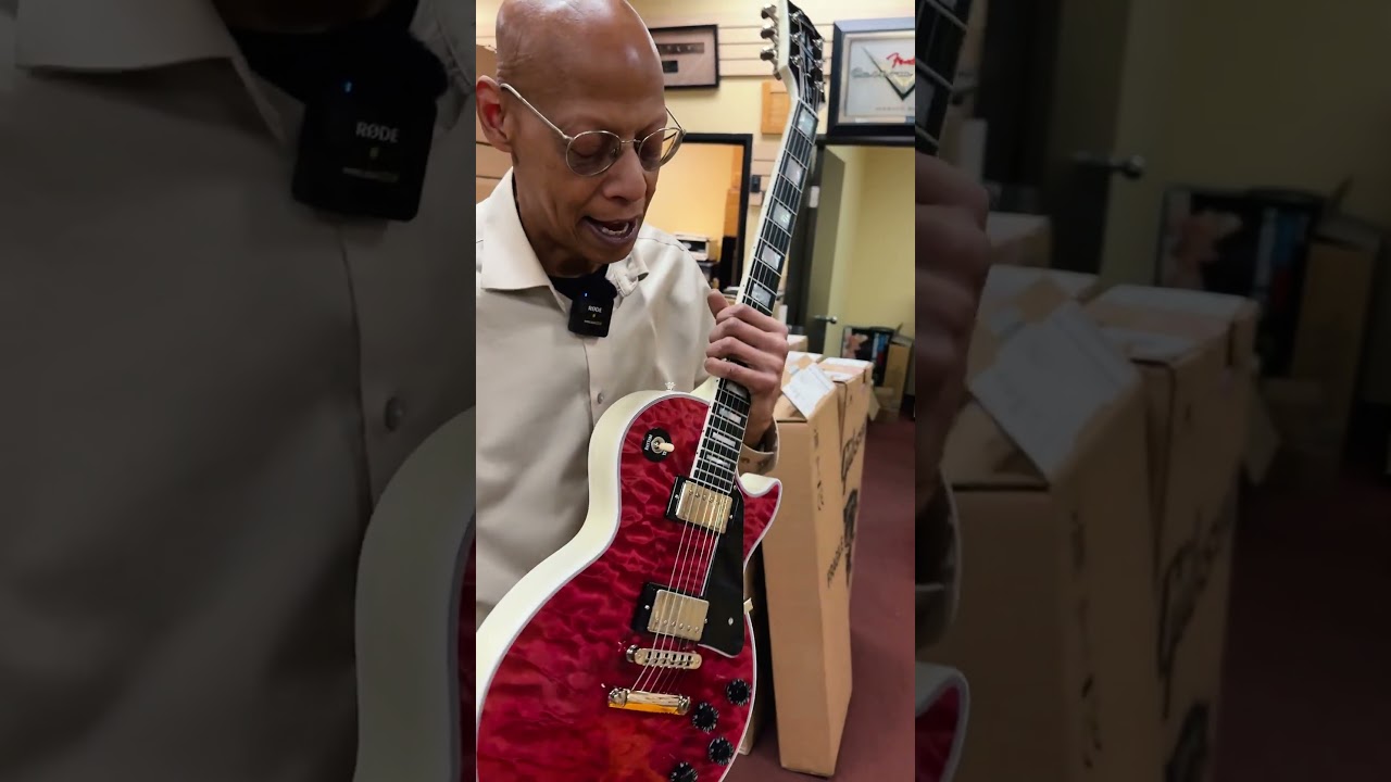 Wow 🤯🔥Gibson Custom Shop M2M Les Paul Custom Transparent Pink 5A Quilt Maple Top White Doghair Back