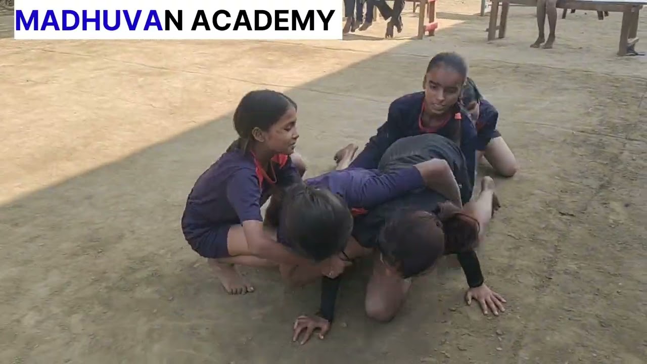 Girls kabaddi match UPS JARAULI KHURD FIROZABAD// MADHUVAN ACADEMY