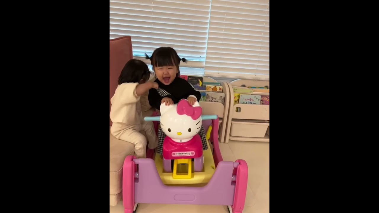 쌍둥이네 | 둥이네 | 아기가사는집