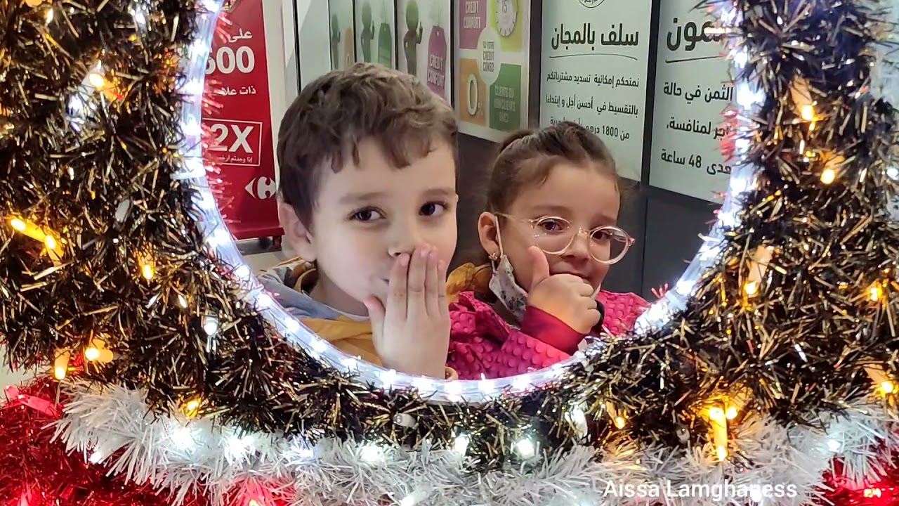 كتاشفو معنا أجواء نويل في مركز تجاري بمدينة برشيد @Aissalamghaness