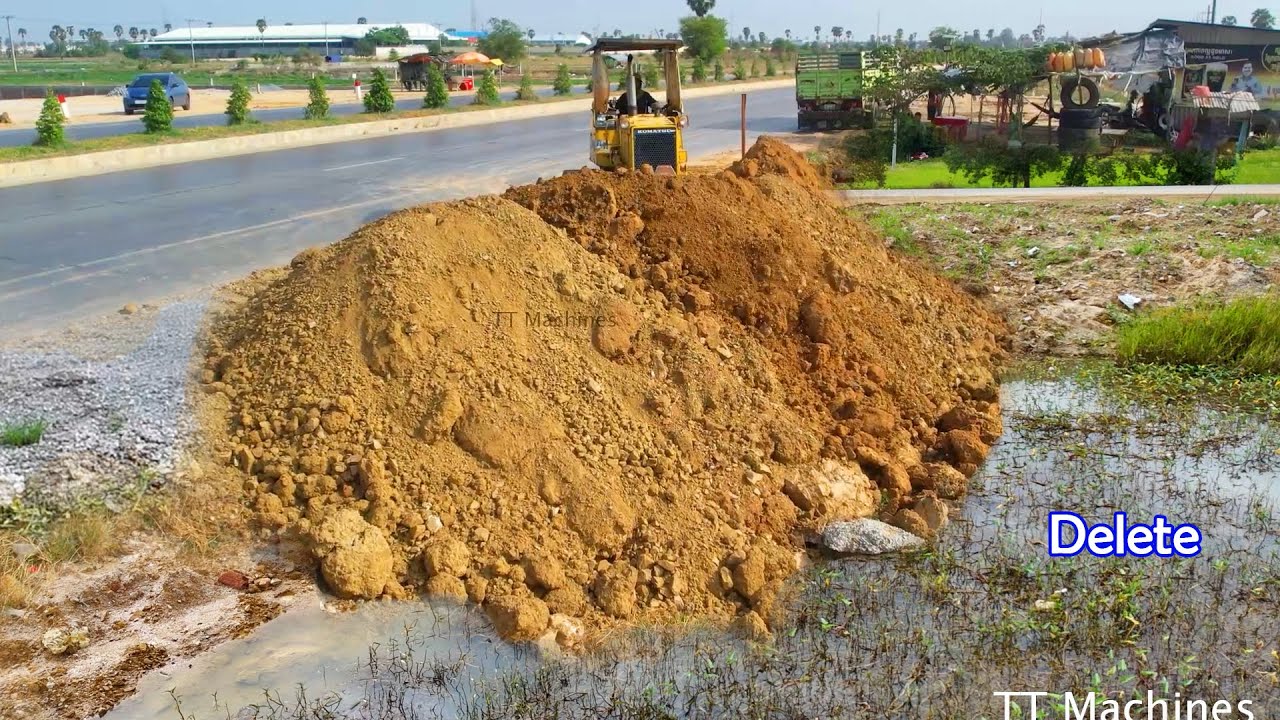 Great Work Small Land Size 20x20m Start & Completed Only 1Day By Dozer Push Stone Soil