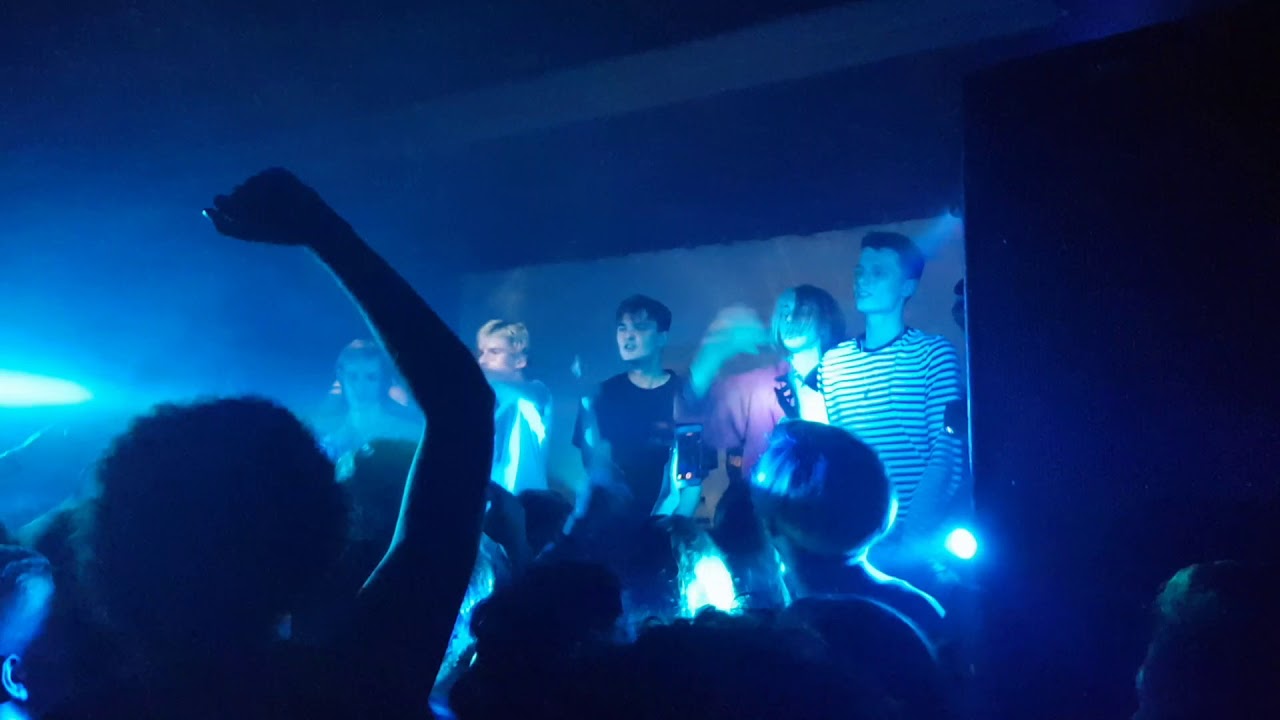 mlodyskiny x maly elvis - gumy kulki LIVE @PROJEKT LAB POZNAN, 03/11/18