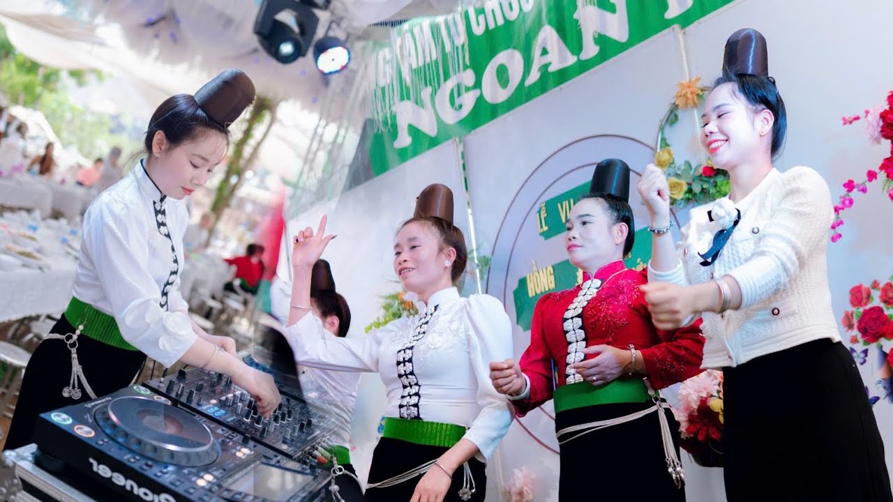 DJ CÁC ÊM PẢ GÁI BẢN TÂY BẮC NHẢY QUÁ SƯỚNG ĐÁM CƯỚI “ HỒNG XOA & OANH GIỚI “ BẢN DẸ XÃ THUẬN CHÂU 