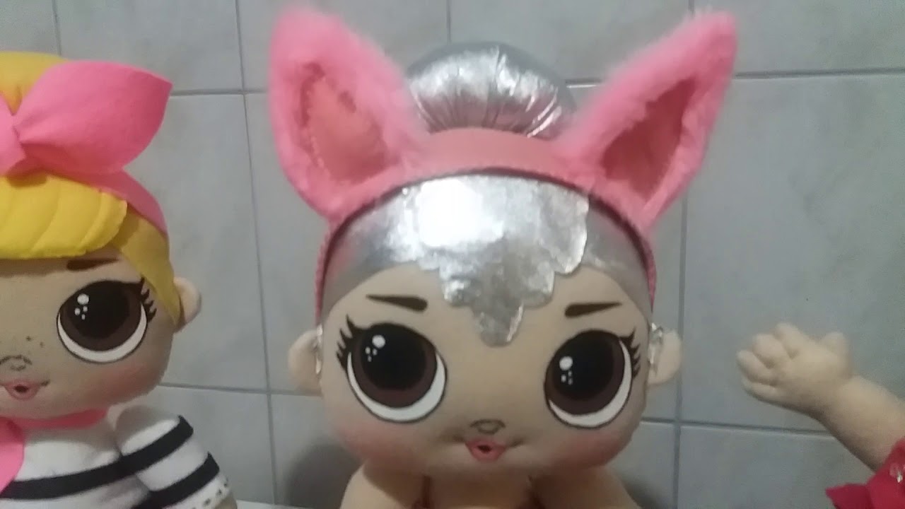 Bonecas LOL em feltro