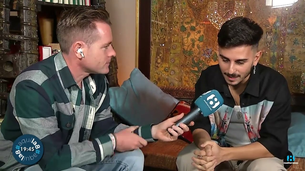 ENTREVISTA A SIENNA + ACTUACIÓN 