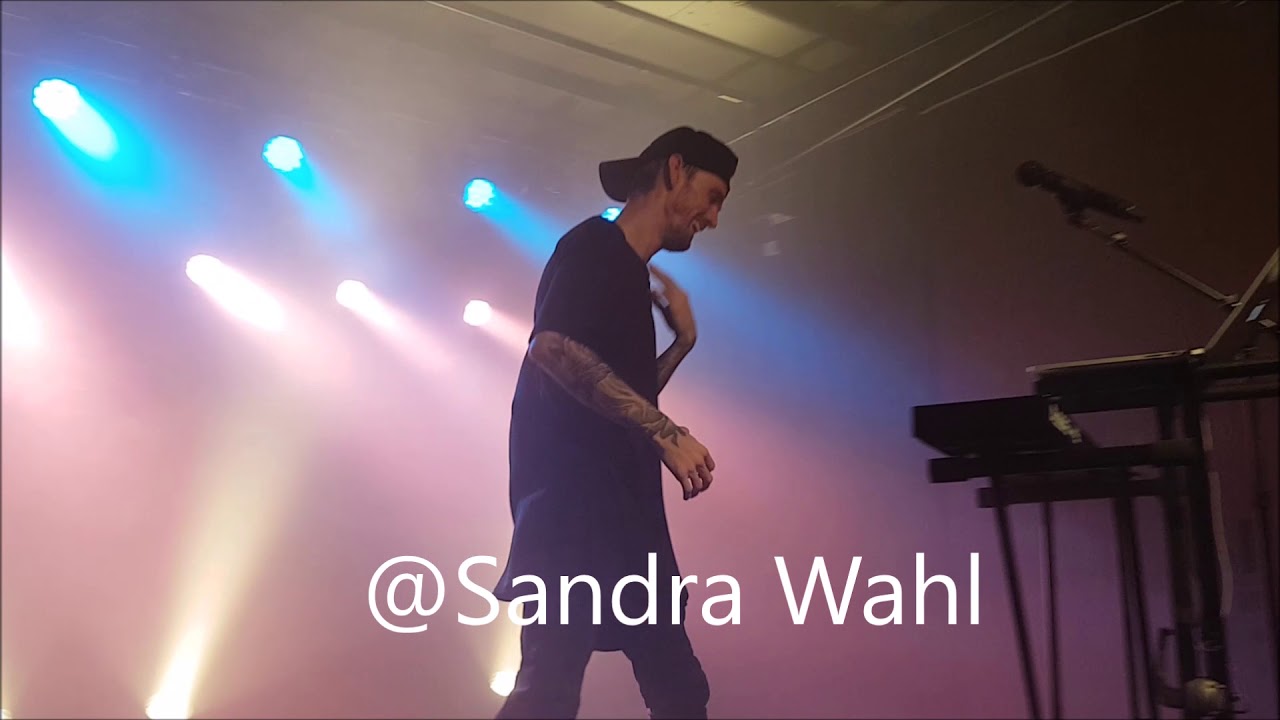 Aaron Carter   Crazy little party girl & Crush on you