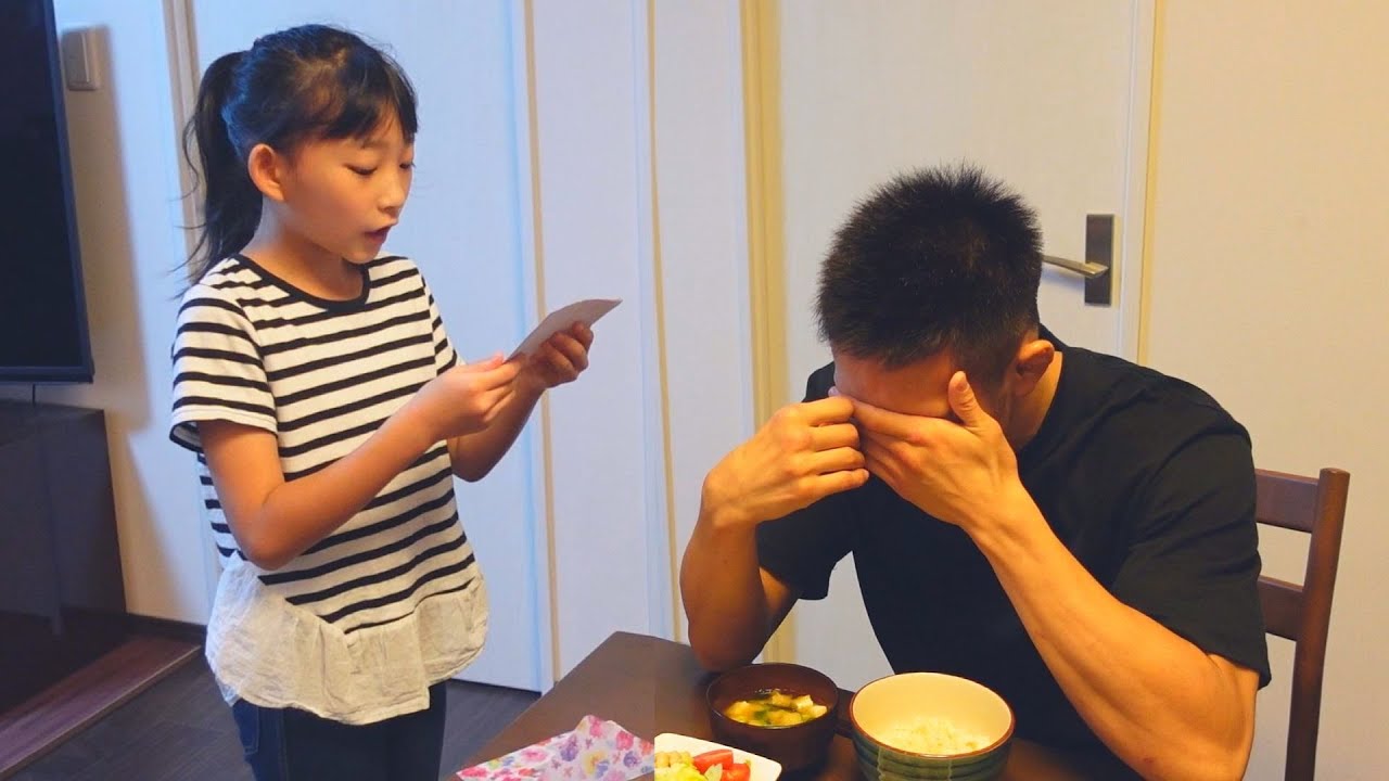 【涙腺崩壊】試合前のパパに愛娘から感動のサプライズ