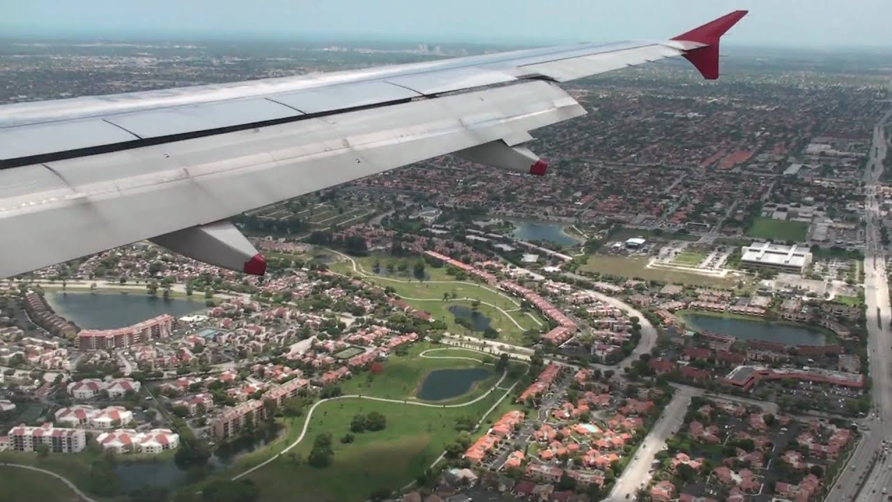 Approaching and best landing in Miami International Airport