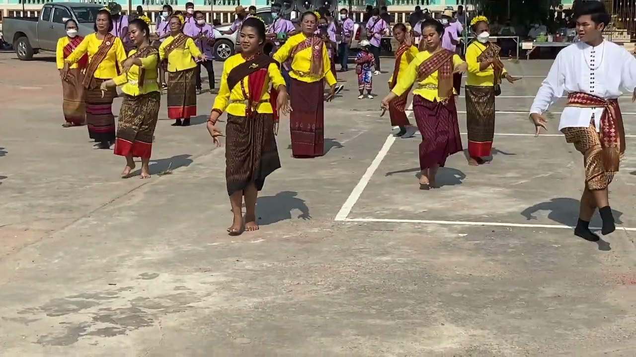 ฟ้อนลำบวงสรวง บ้านโนนตุ่น ต.ดอนหัน อ.เมือง จาก.ขอนแก่น (@ วิถิบ้านเฮา)