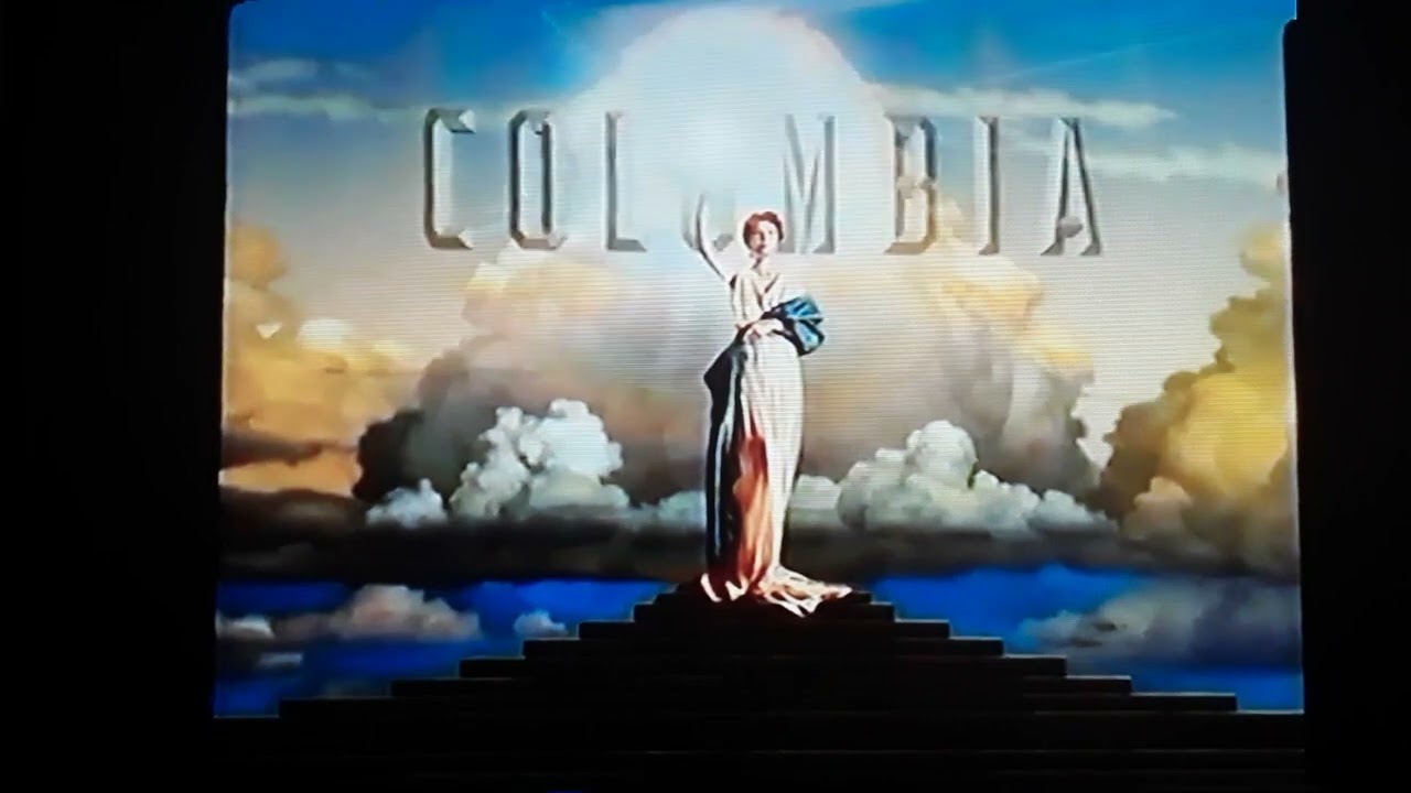 Opening To Hitch (2005) on Starz (2006)