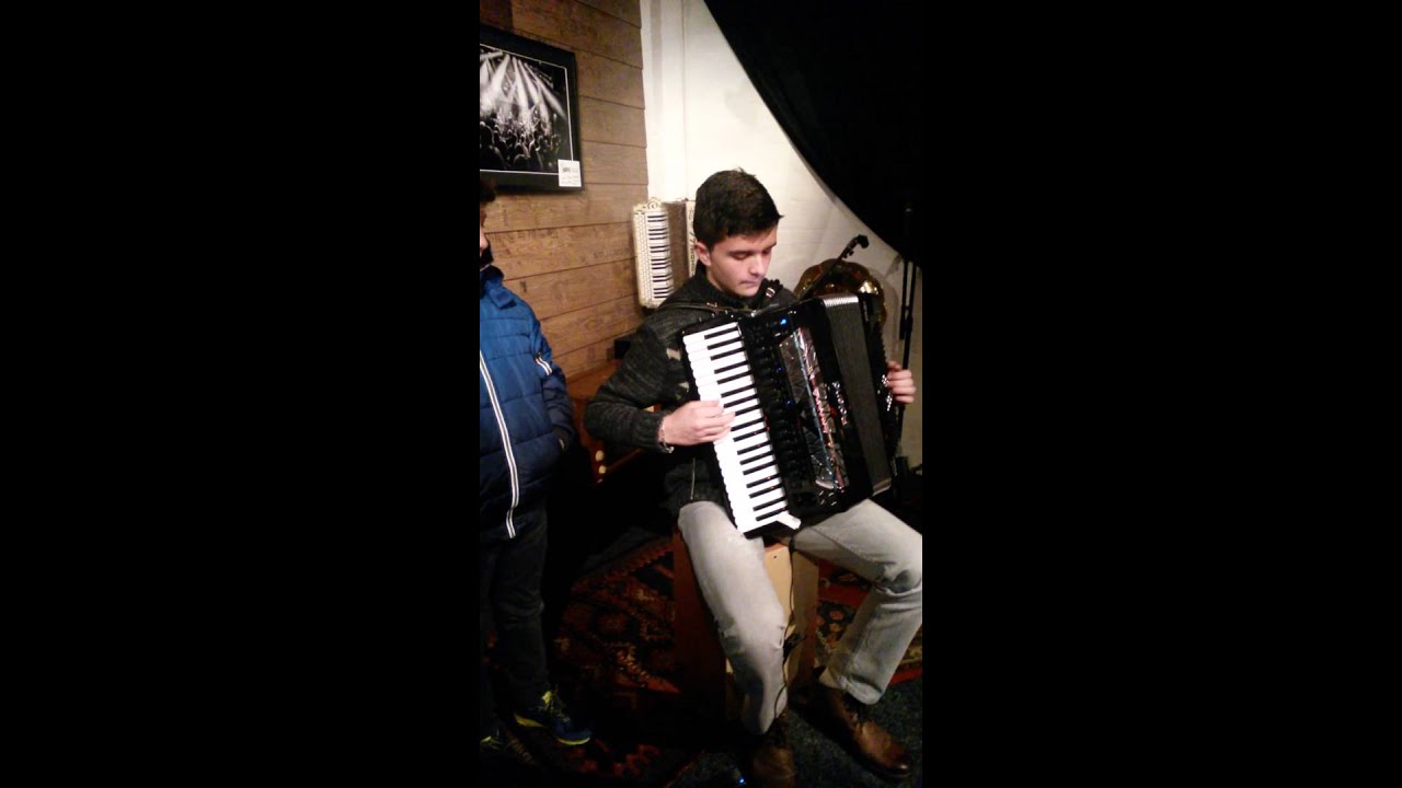 Roland fr8x proba