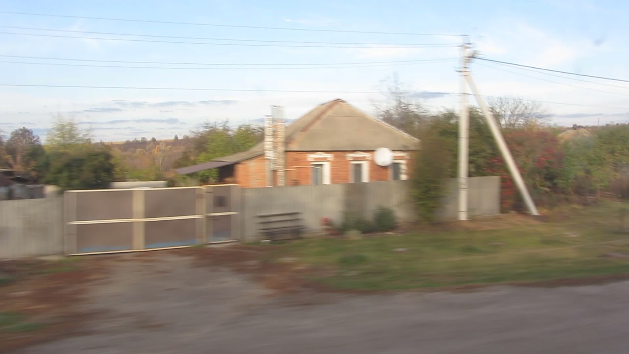 Село Крисине. Вид з автобуса Богодухів - Харків. 26.10.2019.