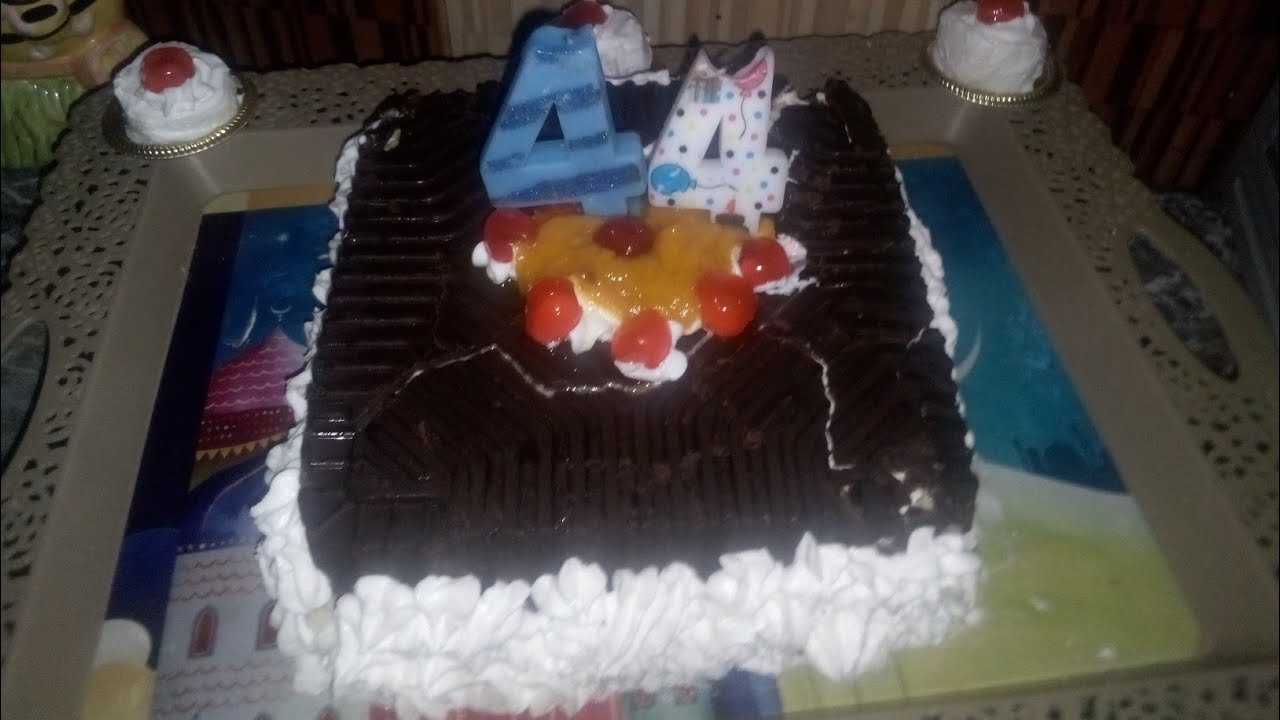 آخر واحده تعمل ترند التورته في العلبه وتبوظ🙈 عيد ميلاد ابوالعيال🥰🥳🎂