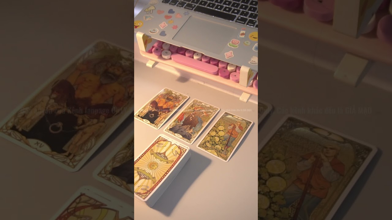 Only tarot || Th&ocirc;ng điệp ngẫu nhi&ecirc;n