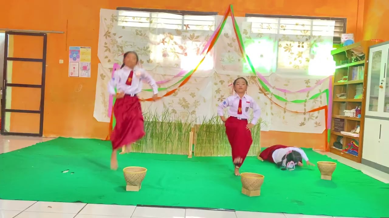 Lomba Tari 