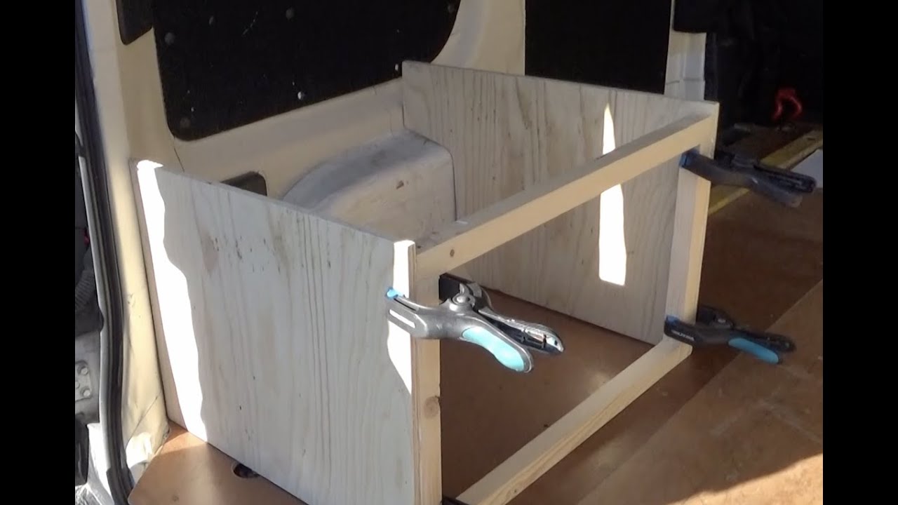 CAMPER ZWERVEN Inrichting microcamper Maxi vlog 1 ontwerp dinette