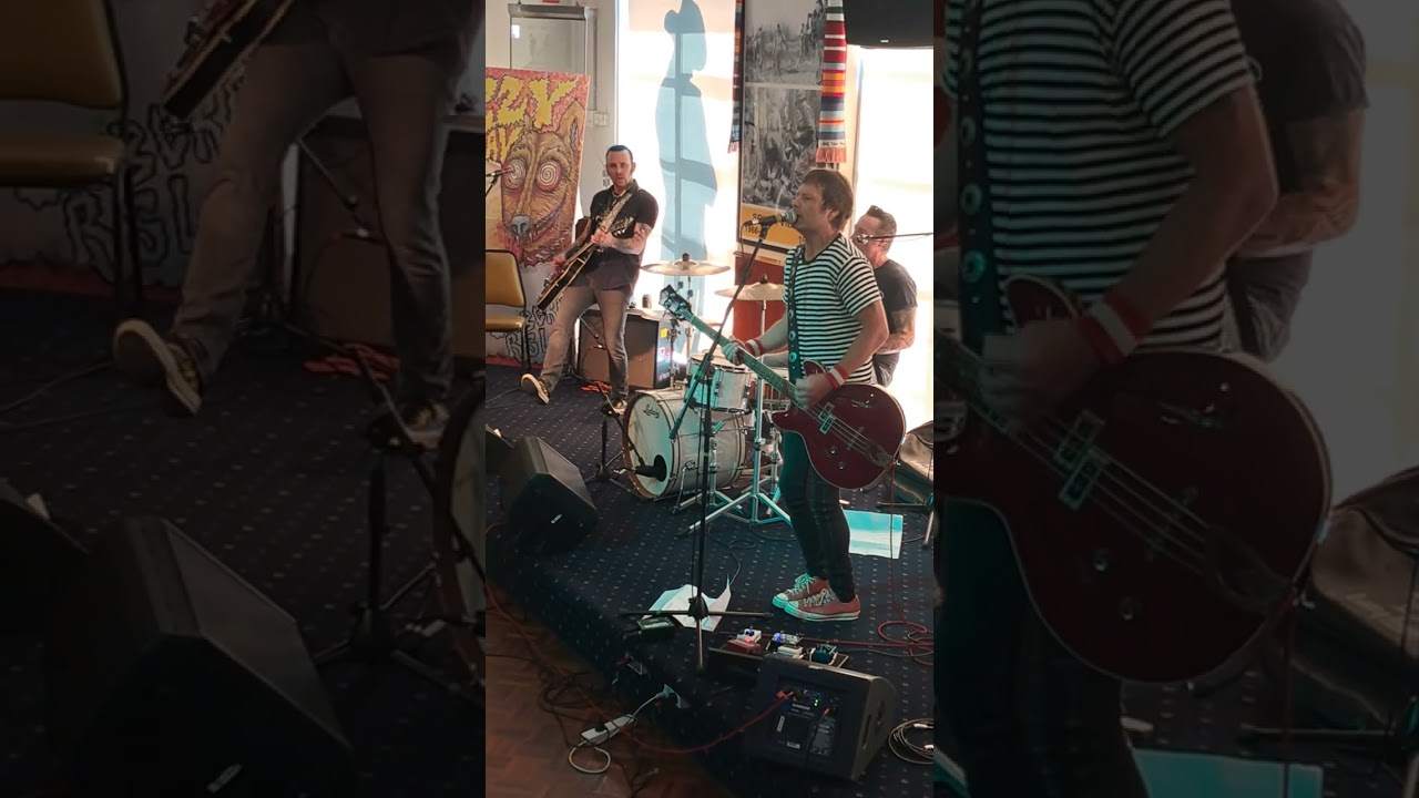 Drano Hotshots- White Light, White Heat [Velvet Underground cover] (2 of 2) ‎⁨@fuzzysundayevents⁩  