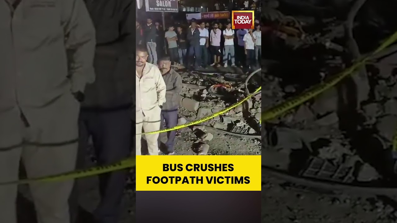 Pune Horror: Bus Ploughs Into Footpath, 2 Dead, 4 Injured | India Today