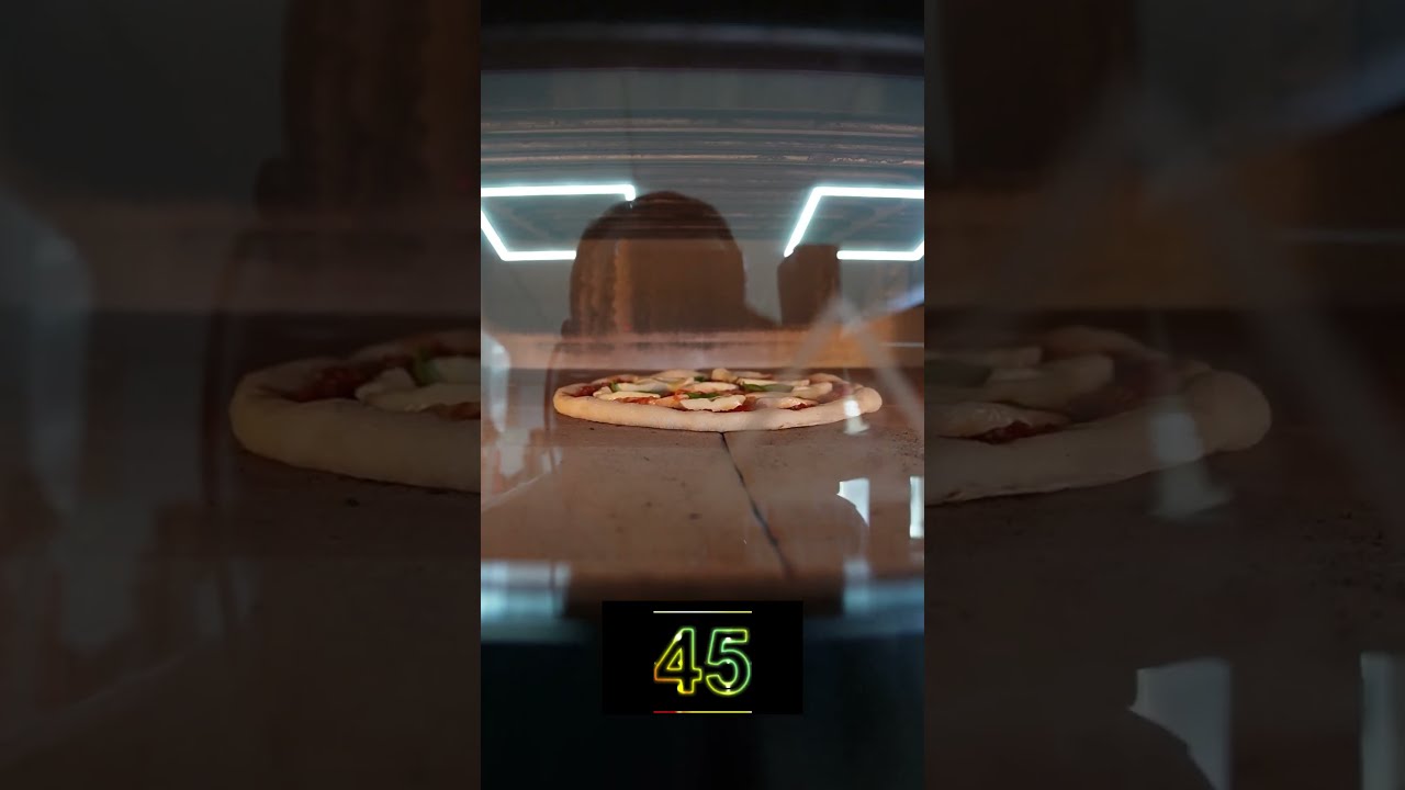 Pizza coapa in 60 de secunde la cuptor Pizzamaster