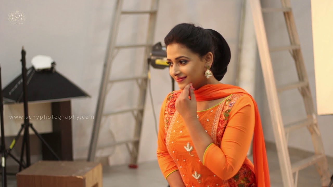 Anu Sithara - Видео о съемках Cheetah Silks Ad Shot
