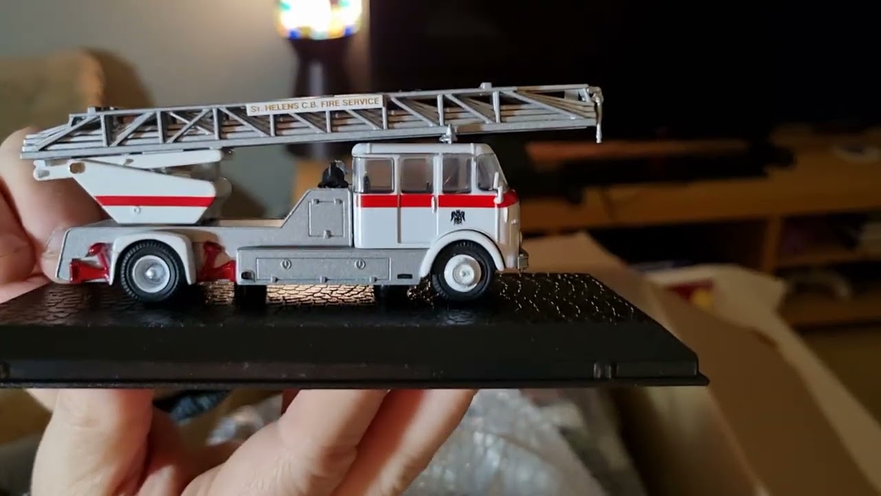 Oxford Diecast Imperfect Collector Box Unboxing -Second attempt