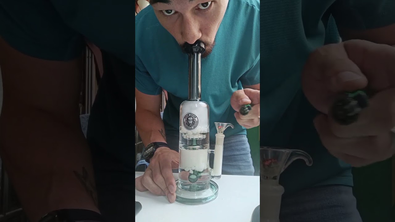 First Rip of My New Glass Piece #zaza #smokesessions