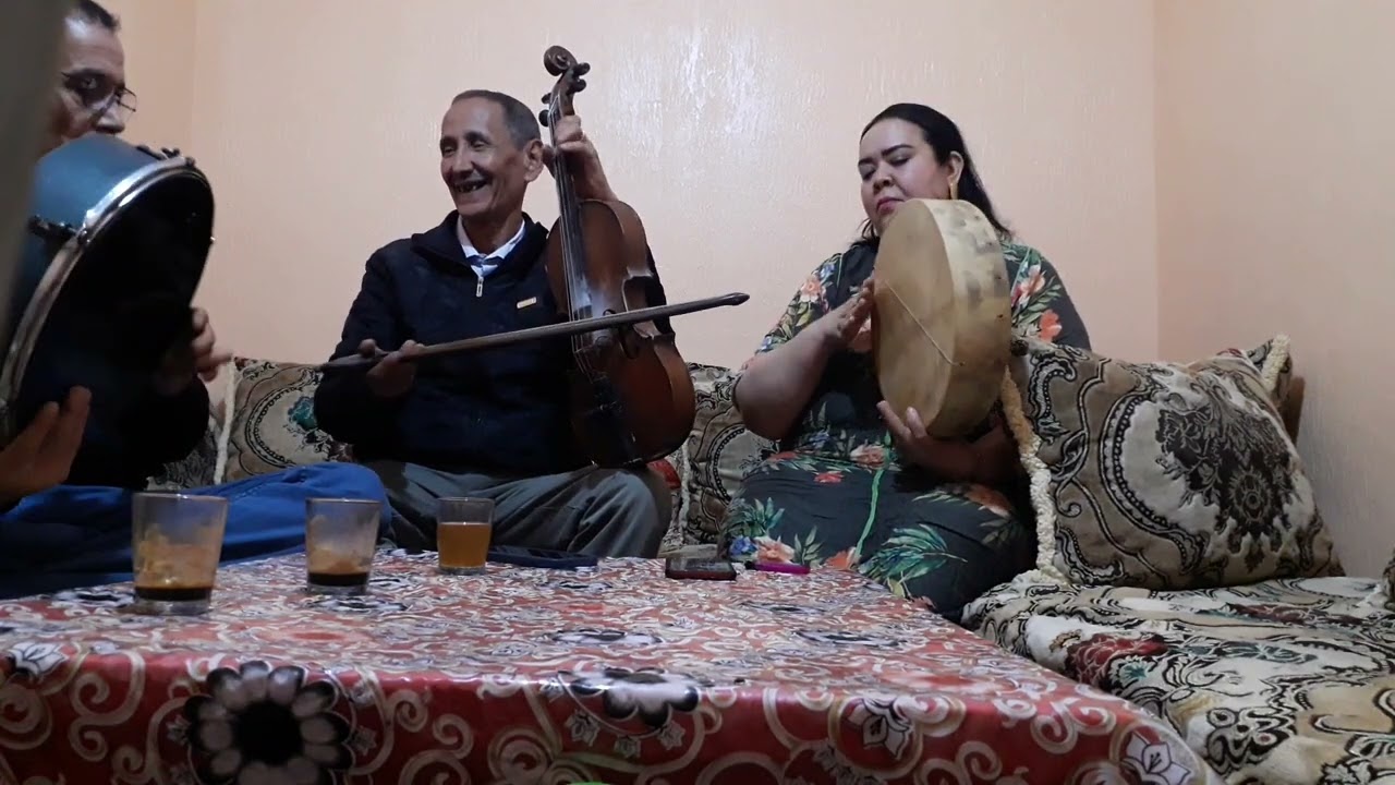 اغلى تحية لكم من جديد مع نعيمة نكودة موحى امزان وكودة 👍👍👍👍🙏🙏🙏