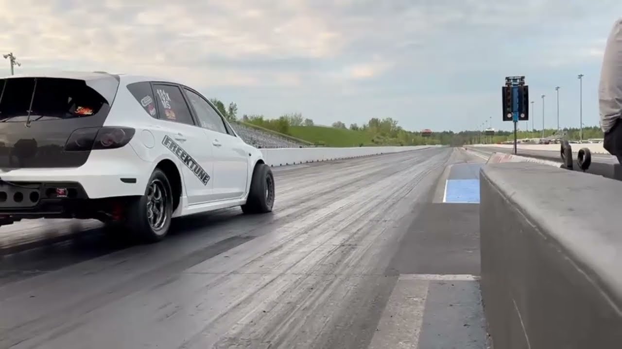 Freektune's 1200+ HP Speed3 testing some winter changes at New England Dragway