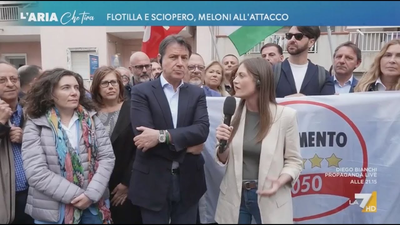 Giuseppe Conte in collegamento con 
