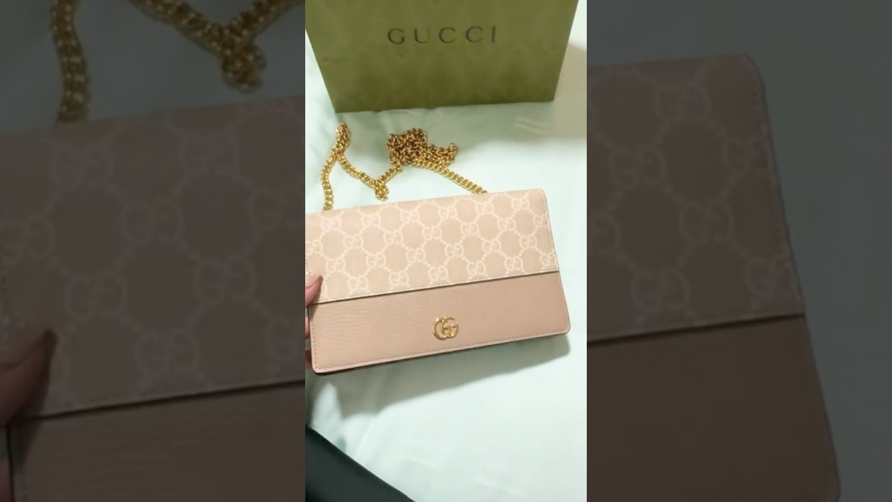 GUCCI GG MARMONT BI-COLOR MINI CHAIN BAG