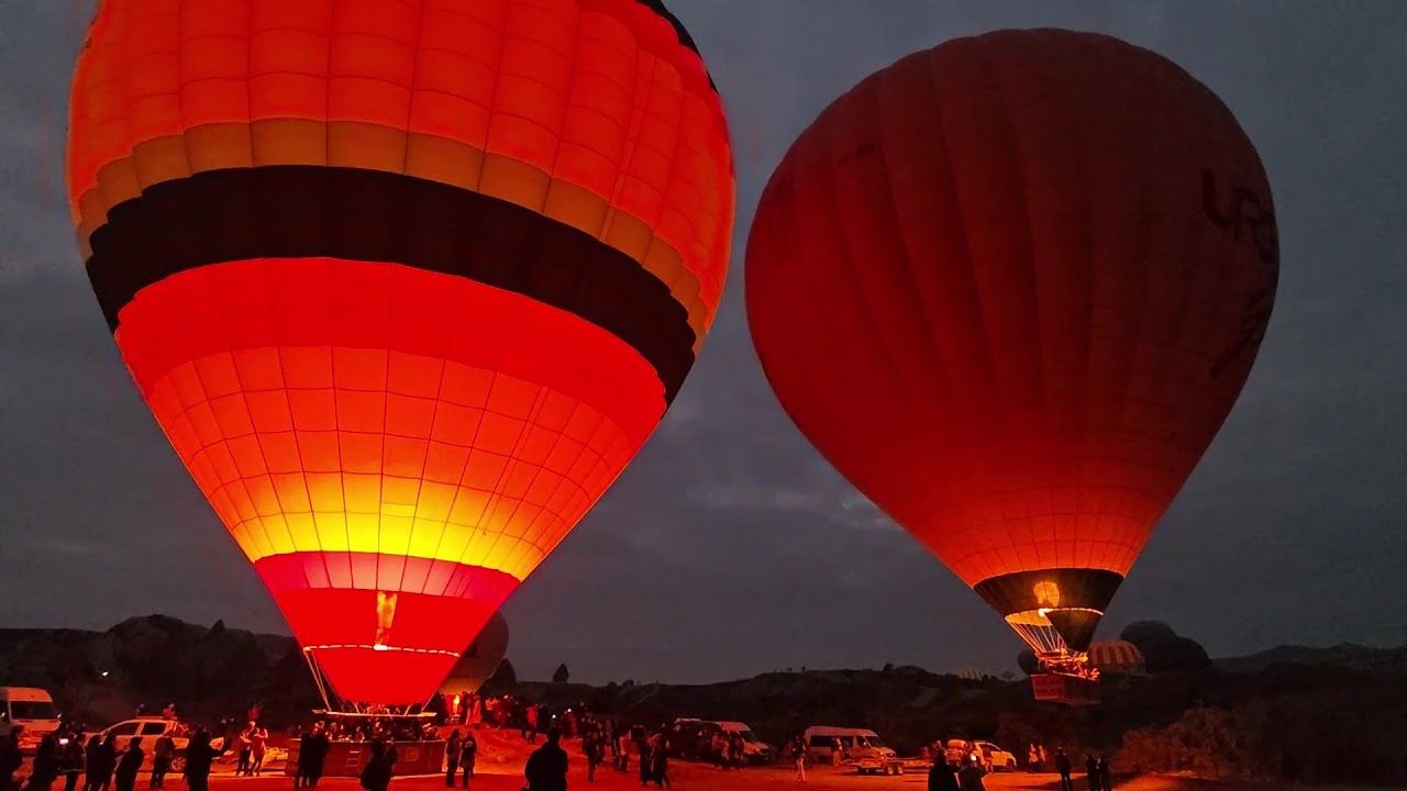 (2)TURQUIE : les départs d'innombrables montgolfières à l'aube à Cappadoce |EnvieDeVoy@ges