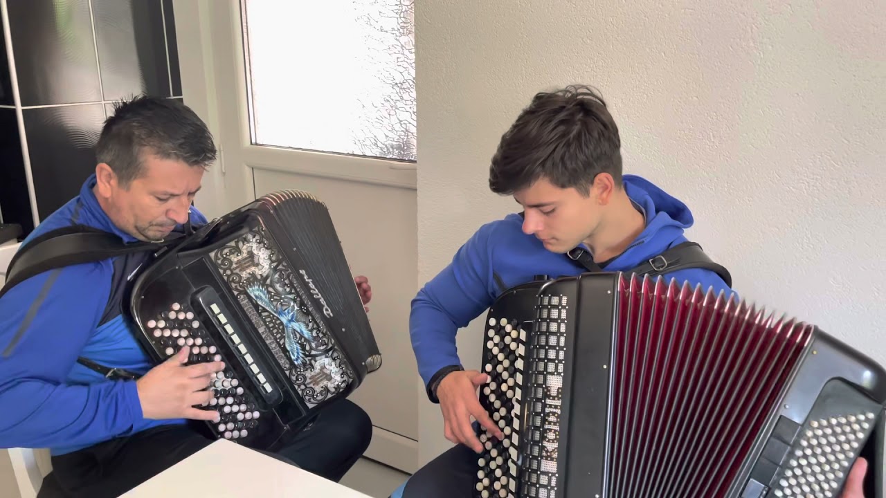 Bojan i Uros Nesic - Uranak kolo (Jovan Milenkovic Rala)