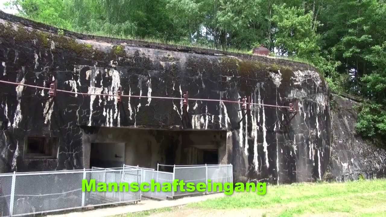 Maginotlinie Ouvrage Simserhof bei Bitche/Lothringen Frankreich, Kaserne Kraftwerk 11.06-2013