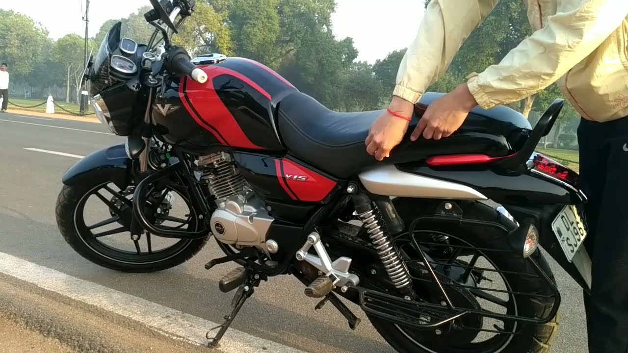 How to remove Bajaj Vikrant seat cover