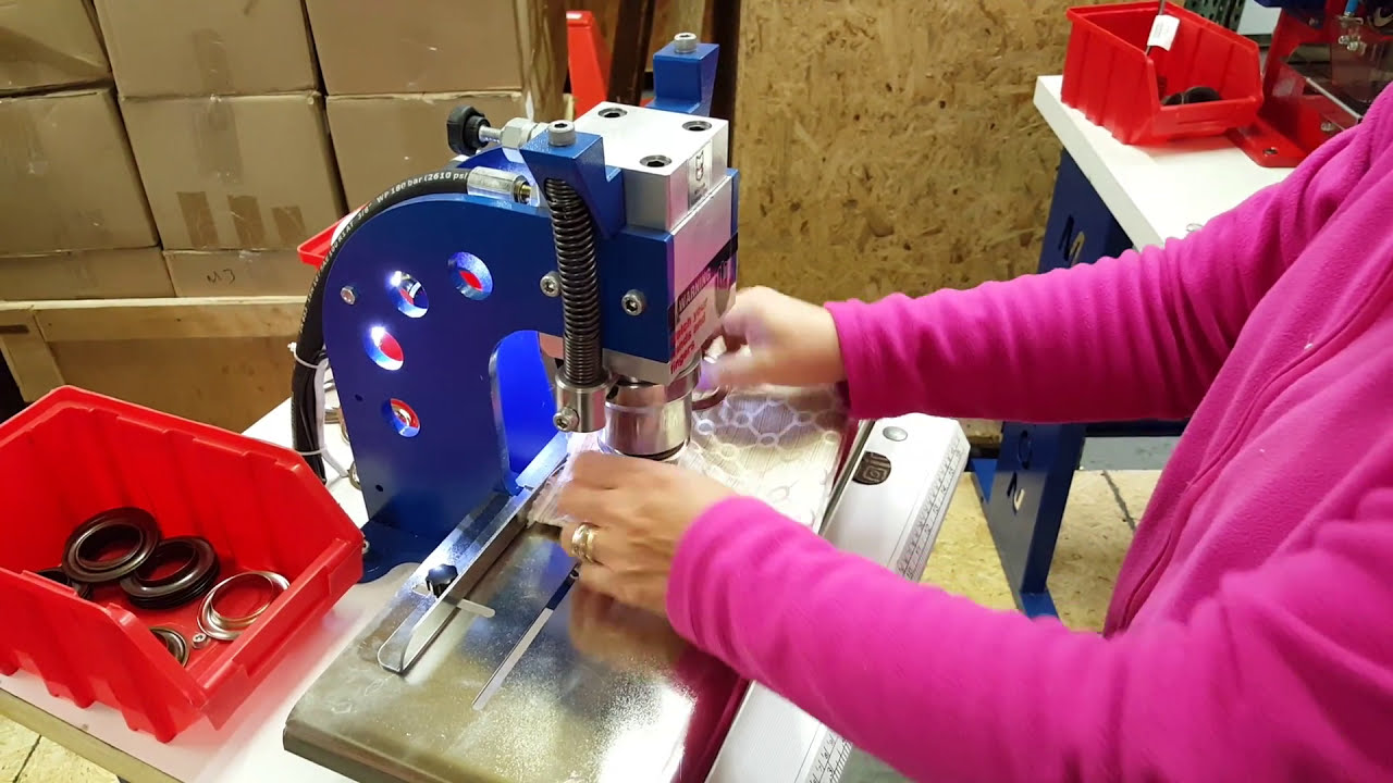MICRON® MH-5 Machine Curtain Grommet Plain & Teeth Washer Installation With Various Fabrics