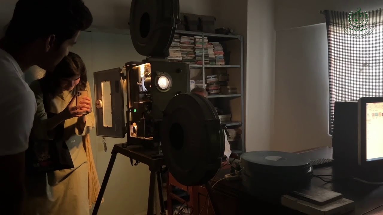 Media Studies Students&rsquo; Journey Through Vintage Film Technology | DEMP Karachi