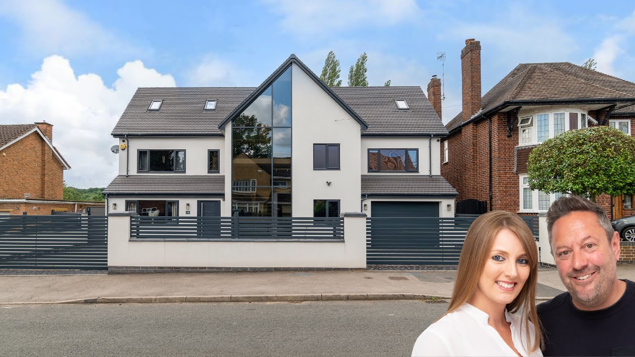 54 Armorial Road | Styvechale | Claire Heritage & Sam Funnell | Fine & Country Rugby