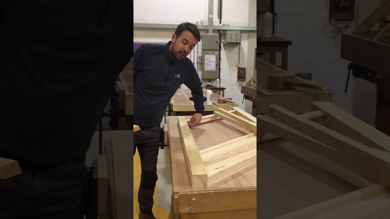 Stairs - How to install handrail and spindles - Practise for EPA - Distant Learning for Corona