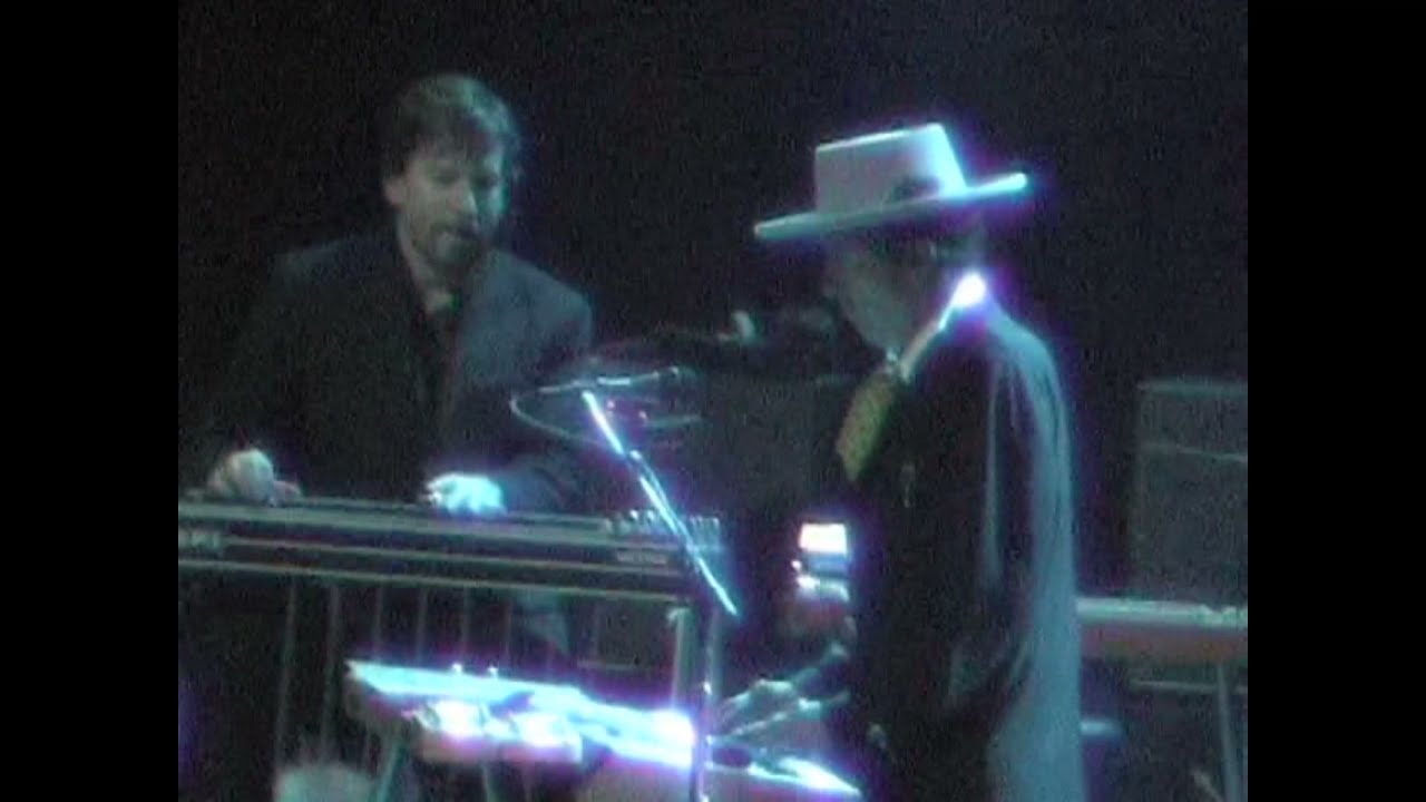 Bob Dylan - Soulful  You're A Big Girl Now - Bridgeport CT -  At Harbor Yard -  30th September 2007