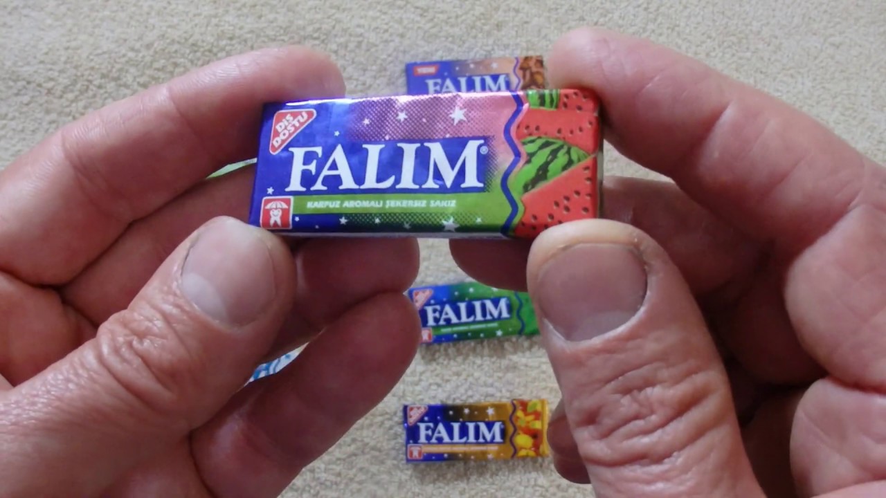 ASMR - Turkish Chewing Gum - Australian Accent - Chewing Gum & Describing Gum in a Quiet Whisper