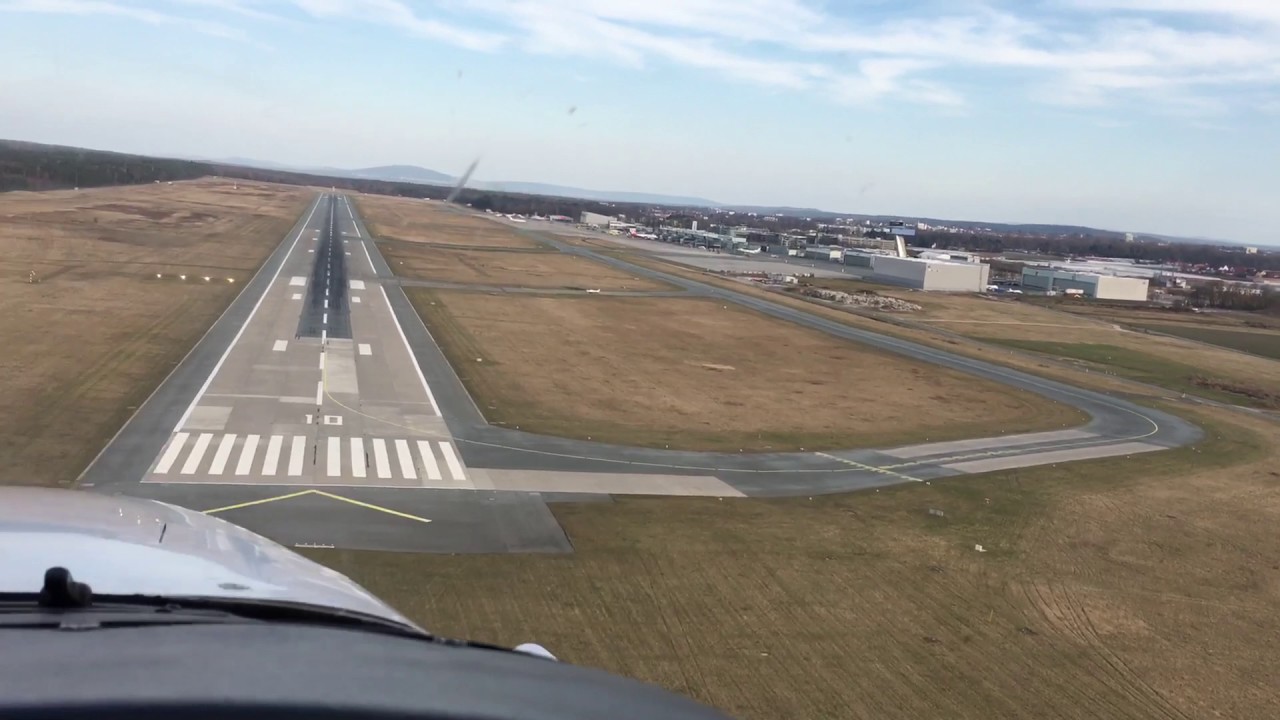 Landung Nürnberg Airport EDDN Cessna Skyhawk