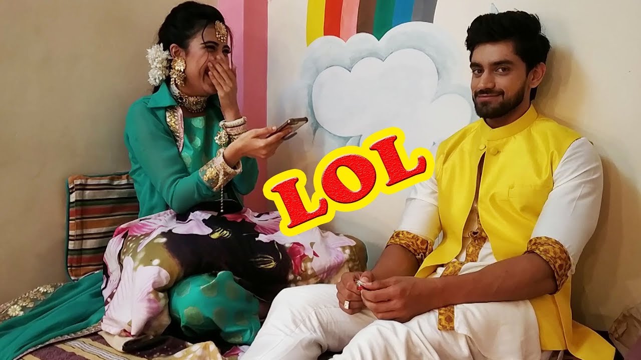IWMBuzz: Compatibility test between Sheena Bajaj and Avinash Mishra
