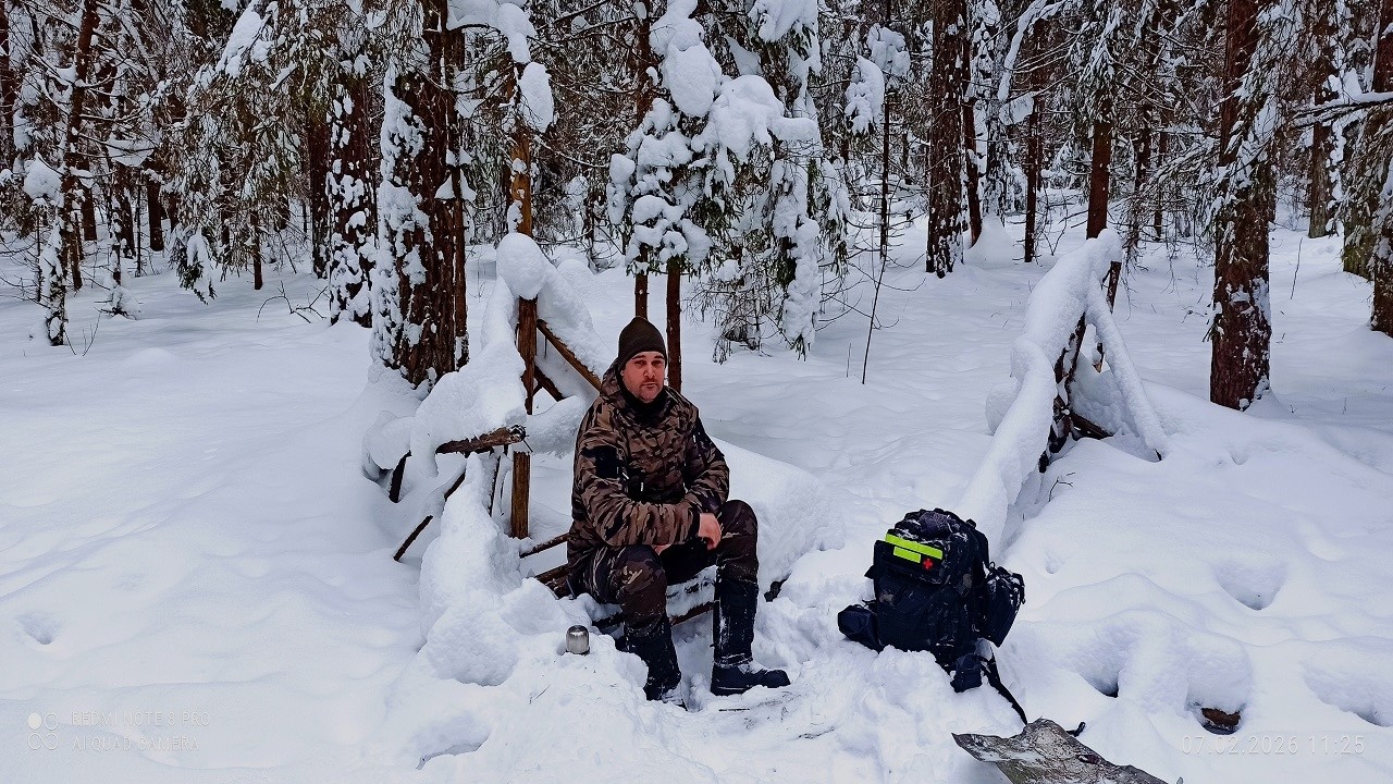 Поход в лес,заброшенный лесной лагерь,снежная сказка,жаркий костер,острая лапша BULDAK KARBONARA!