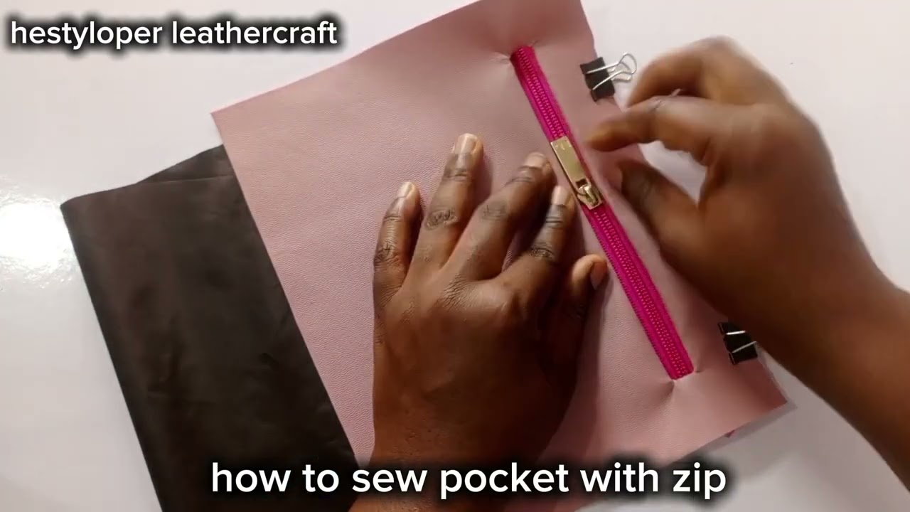 DIY how to sew pocket with zip on handbag. #beginnerfriendly #bagmakingtutorial #bagmakingtricks