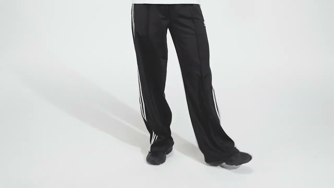 adidas Hlače Firebird Tp - IT7404
