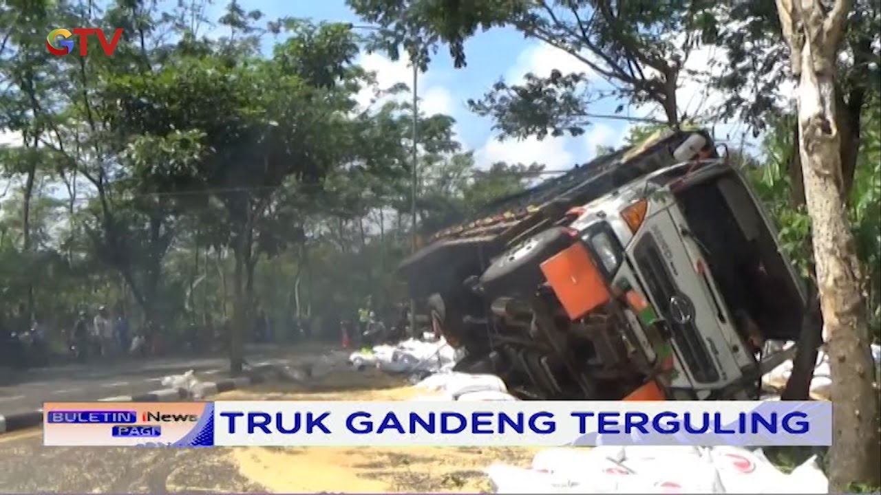 Pecah Ban, Truk Terguling dan Tabrak Tiga Pengendara Motor di Salatiga - BIP 16/08