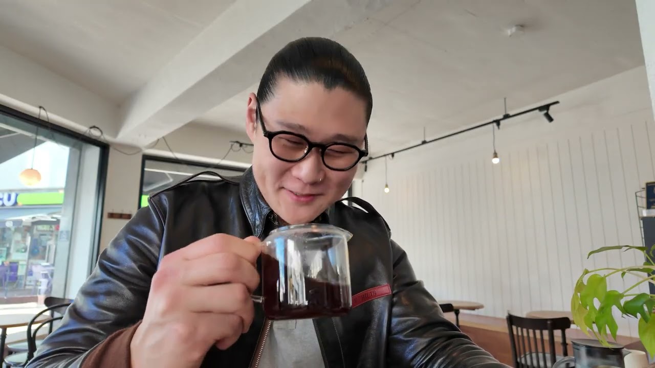 UFO 드리퍼 카페 투어 4화 - 막스 커피 로스터스